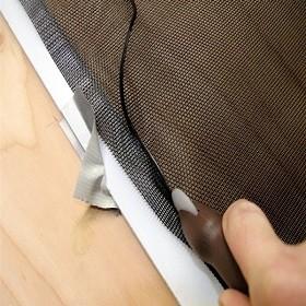 Tự sửa chữa cửa lưới chống muỗi dạng lùa tại nhà