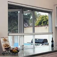 Lắp đặt cửa lưới chống muỗi tận nhà tại Hà Nội