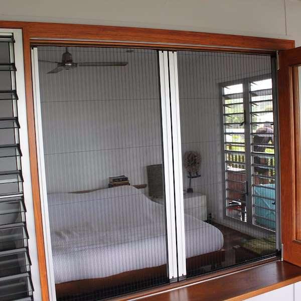Lắp đặt loại cửa muỗi chống muỗi nào cho cửa sổ