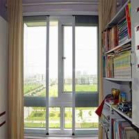 Vì Sao Nên Sử Dụng Cửa Lưới Chống Côn Trùng Của Hoàng Minh